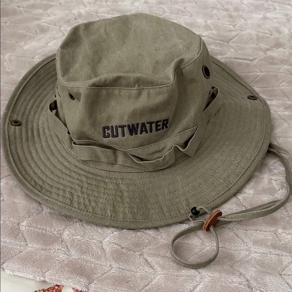 CUTWATER Olive Green Bucket Hat